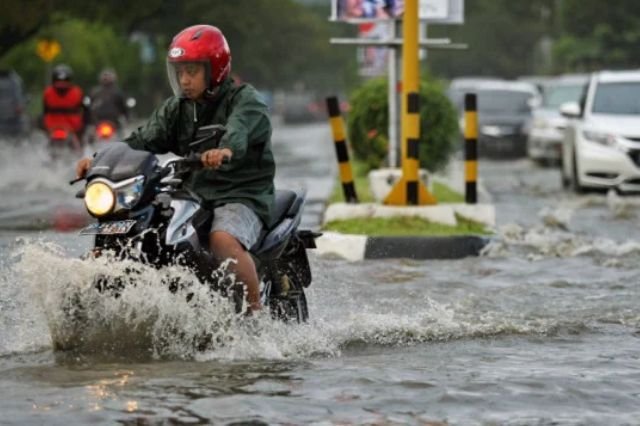 Tips Merawat Motor Honda Setelah Terendam Banjir, Bisa Dilakukan di Rumah