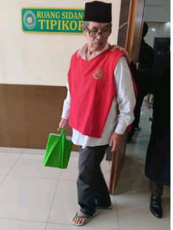 Bermodalkan Name Tag Kemendikbud, Edison Siregar Divonis 2 tahun 3 Bulan karena Lakukan Penipuan