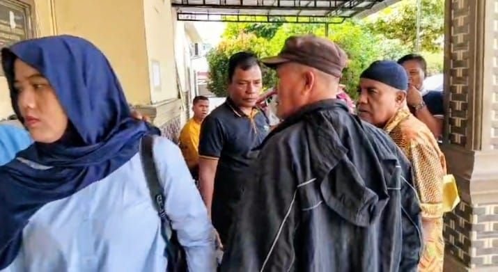 Ibu Korban Persetebuhan Anak Dibawah Umur Geruduk Satreskrim Polres Batu Bara