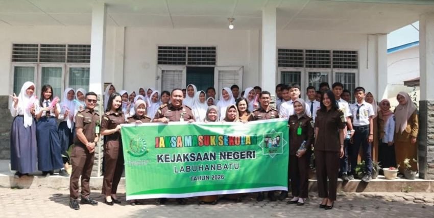 Tanamkan Kesadaran Hukum Kepada Pelajar, Kejari Labuhanbatu Gelorakan Program JMS
