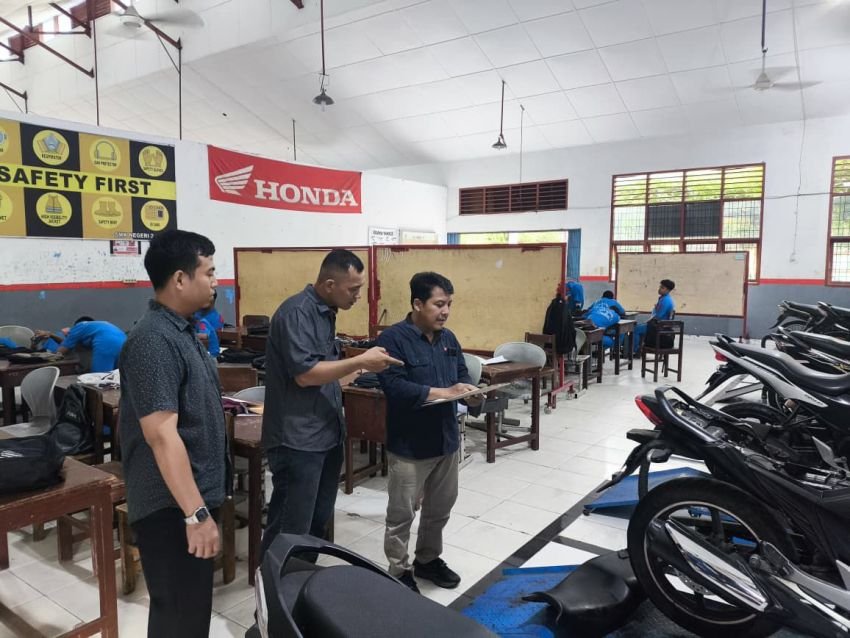 Kompetensi Siswa Menjelang Tantangan Dunia Kerja