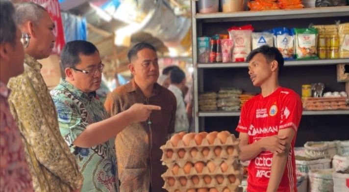 Dewan Pengawas Bulog Sidak Pasar, Pastikan Pasokan Beras SPHP dan Minyak Goreng