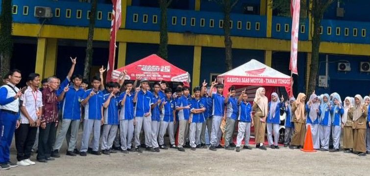 Kembali Gandeng Sekolah, Indako Perkuat Budaya Berkendara Aman bagi Generasi Muda