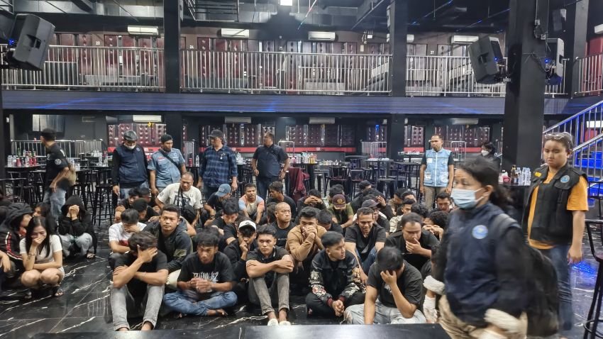 Nekat Buka di Bulan Ramadhan, BNNP Sumut Sikat Blue Night, 48 Orang Positif Narkoba