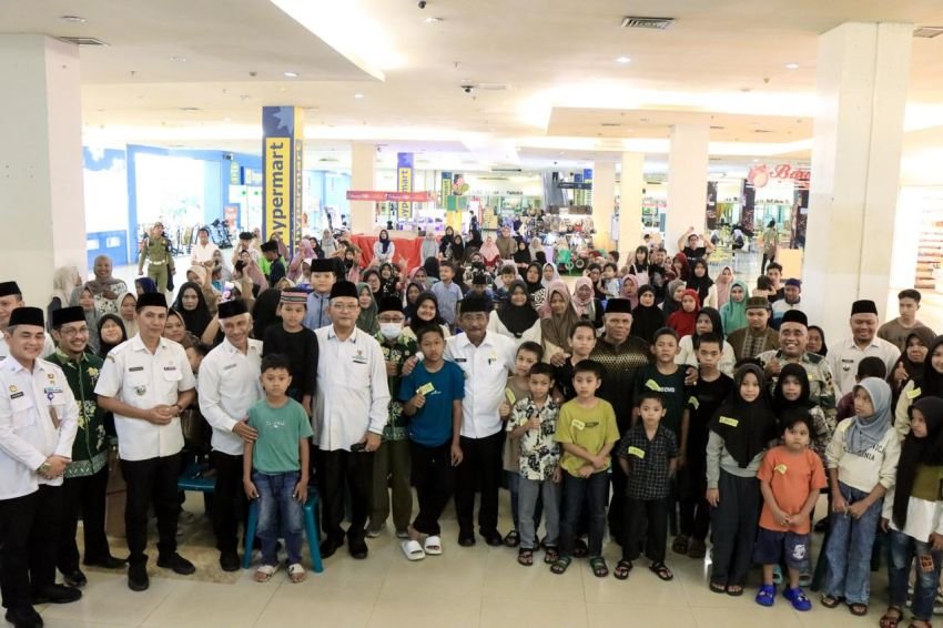 Binjai Peduli: 500 Anak Yatim Dan Fakir Miskin Terima Voucher Ramadan