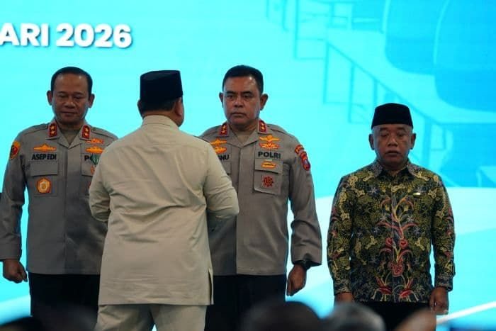 Kapolda Sumut Terima Tanda Satyalancana Wira Karya dari Presiden Prabowo