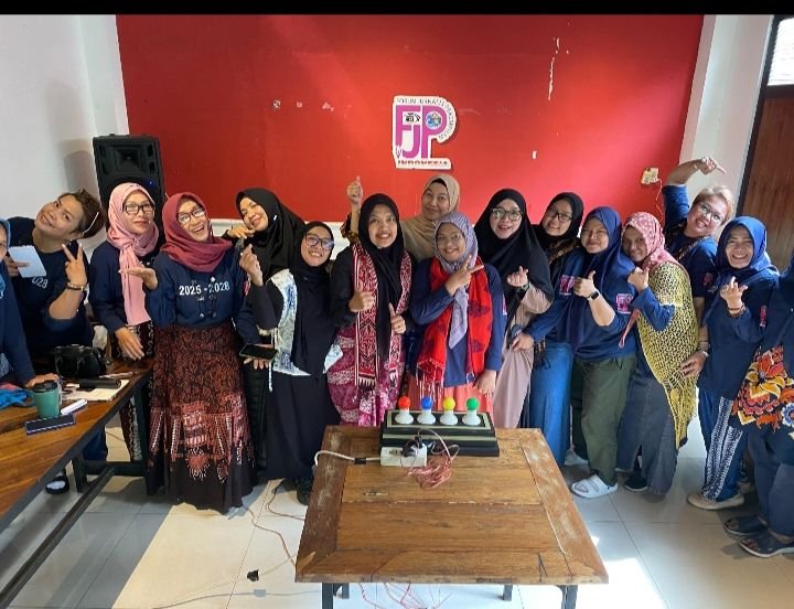 Peringatan Hari Kartini ala FJPI Sumut, Cerdas, Ceria dan Berwawasan Jurnalistik