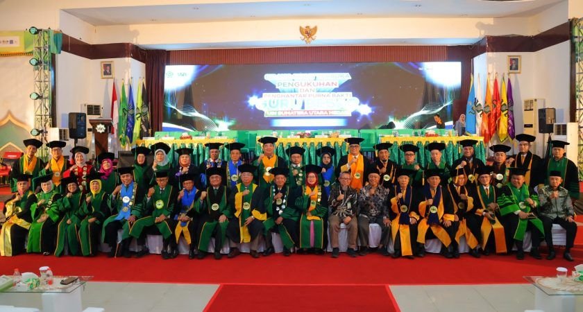 Cetak Sejarah, UINSU Kukuhkan 14 Guru Besar Baru