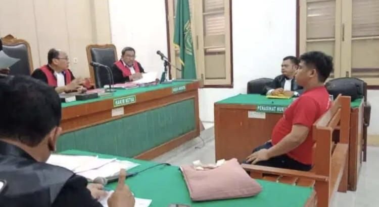 Medy Mehamat Barus Penadah Emas Curian Dituntut 8 Bulan Penjara