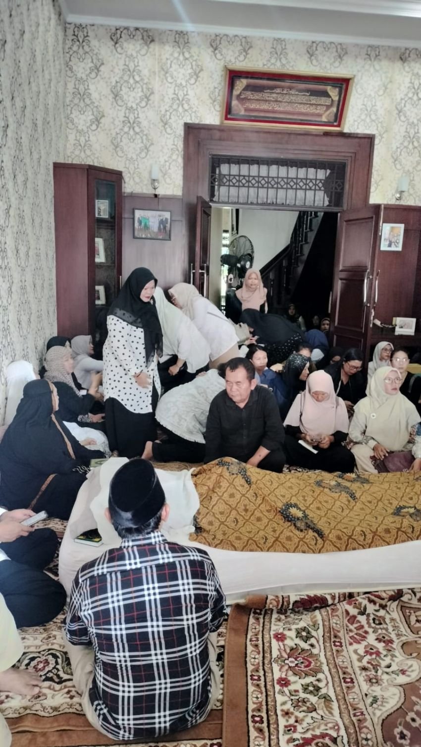 Korwil PMPHI Sumut Melayat Ucapkan Turut Berduka Cita Atas Meninggalnya Prof Dr Syawal Gultom MPd