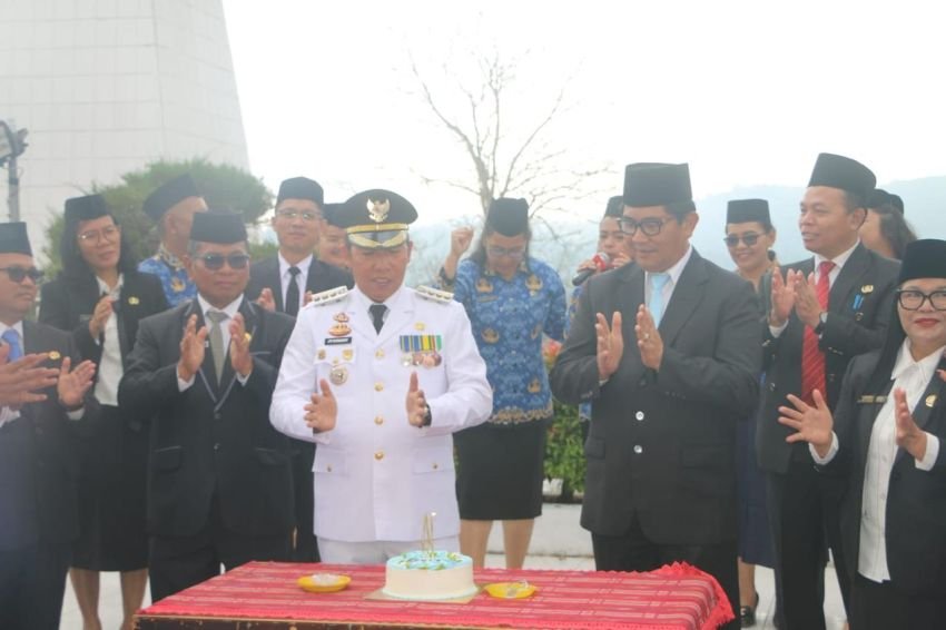 JTP Pimpin Upacara Peringatan Hari Otonomi Daerah XXX