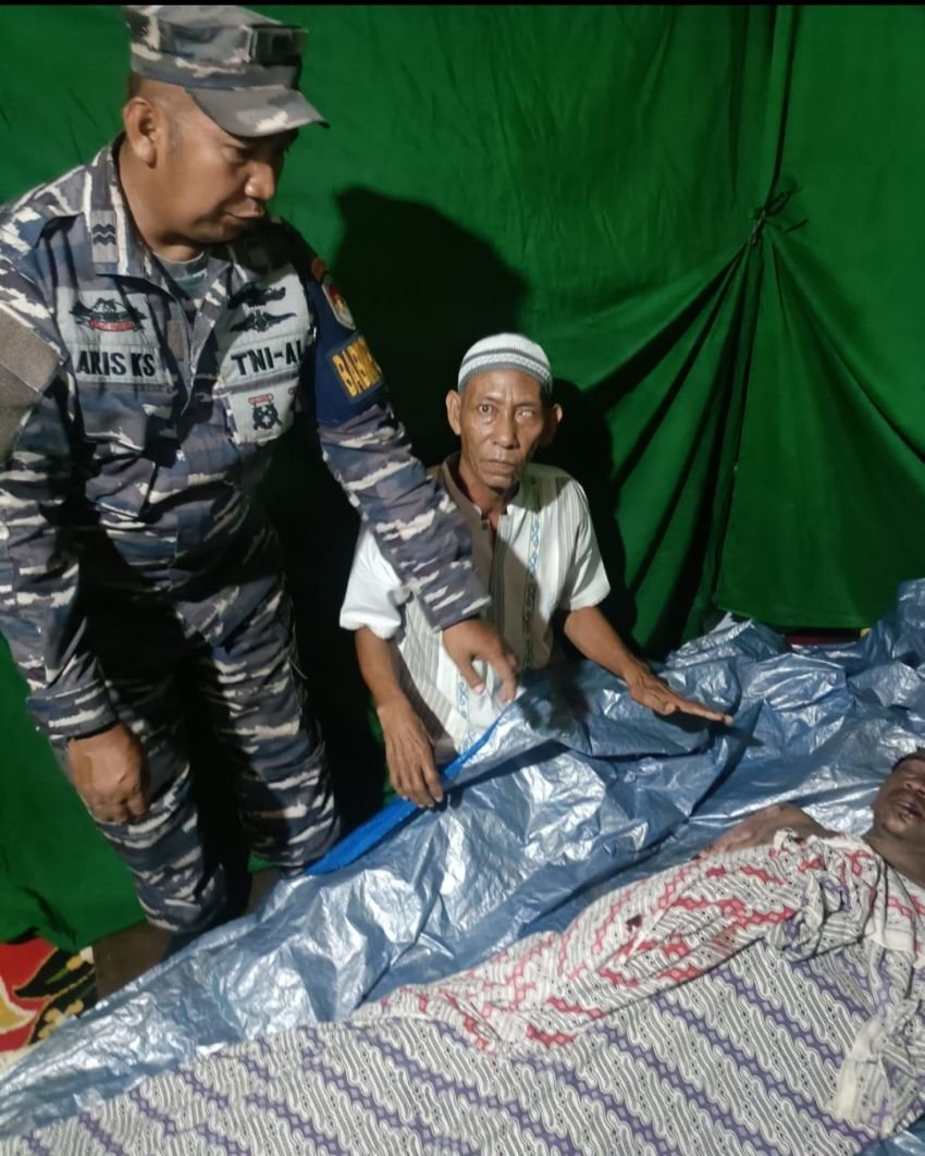 Dermaga 103 Bawa Duka, Aksi Cepat TNI AL Evakuasi Jenazah Nelayan Terjepit Kapal MV Segara Bali