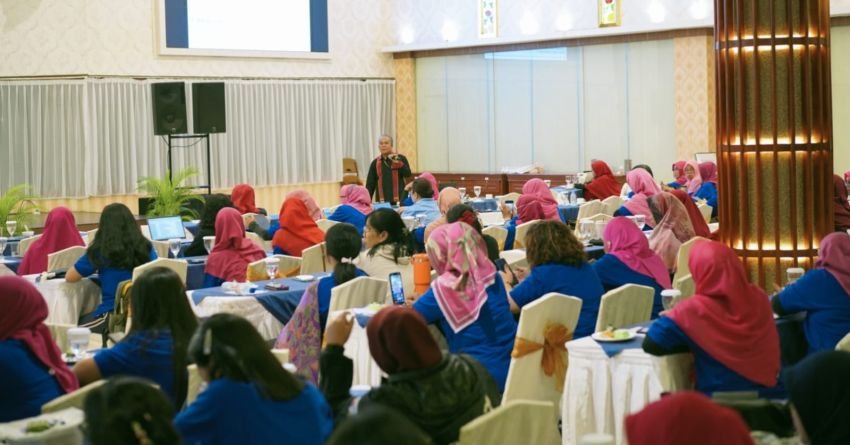 Akademisi Unimed Dr. Dionisius Sihombing Apresiasi Guru PAUD Kota Medan, Tegaskan Pentingnya Etos Kerja Profesional