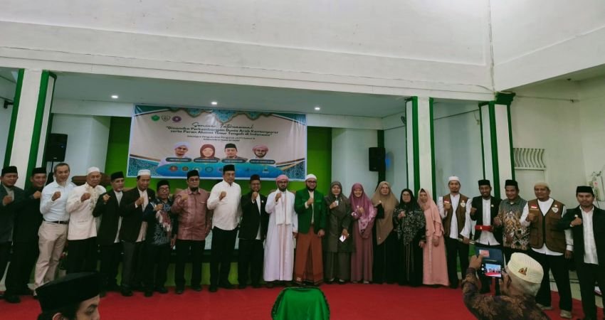 Jalinan Alumni Timur Tengah Sumut Gelar Seminar Internasional dan Halal Bihalal