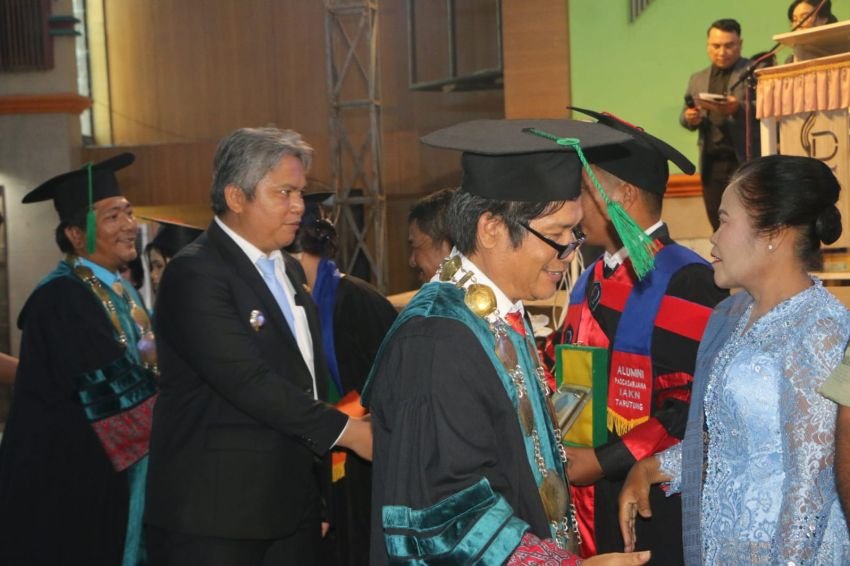 173 Lulusan IAKN Diwisuda, Wabup : Prinsip 3B Landasan Untuk Berkontribusi Nyata Membangun Tapanuli Utara