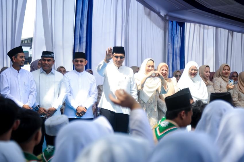 Rico Waas Lepas Ribuan Kafilah, Kemeriahan Pawai Ta&rsquo;aruf Tandai Dimulainya MTQ ke-59 Kota Medan