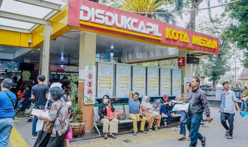 Permudah Layanan, Disdukcapil Medan Operasikan Perekaman E-KTP di 7 Kecamatan