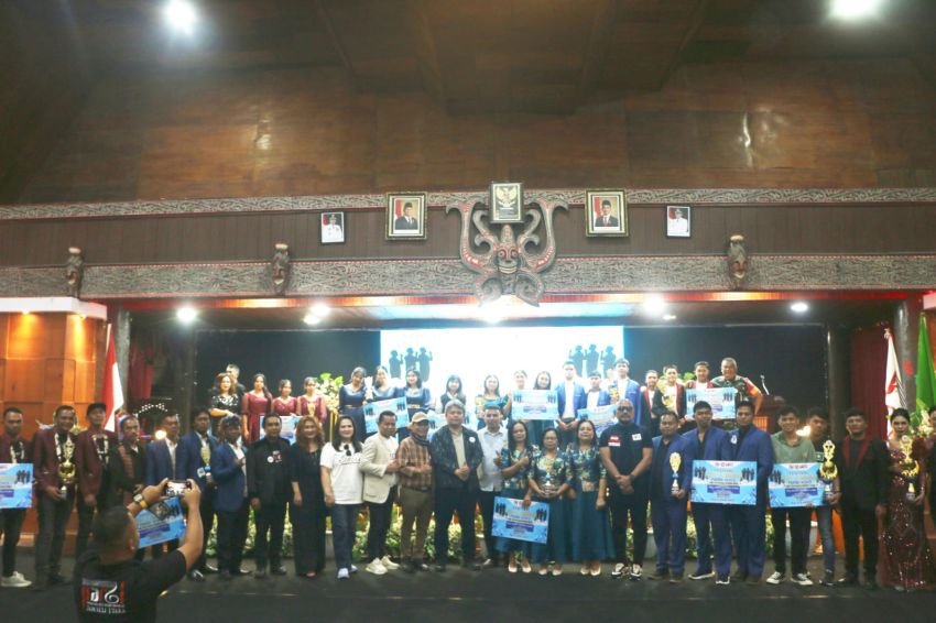 Pemkab Taput Dorong Regenerasi Musisi Batak Berprestasi Melalui Festival Trio