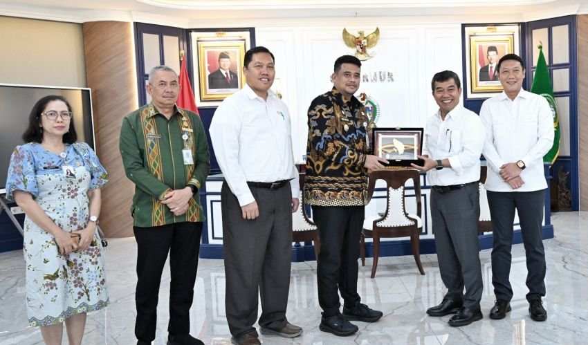Gubernur Bobby Nasution Pastikan Sektor Riil Dapat Akses Keuangan