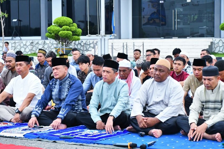 Kodaeral I Rawat Kebersamaan Prajurit dan Masyarakat Melalui Idul Adha