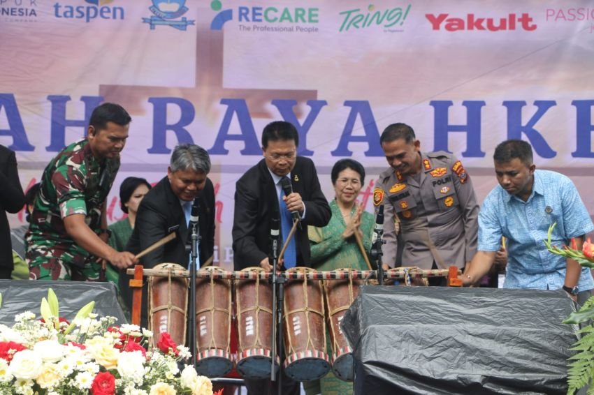 Puncak Perayaan Paskah Raya, Pemkab Ajak HKBP Kembangkan Wisata Rohani Salib Kasih