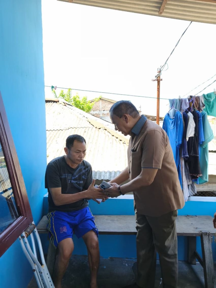 Wujud Kepedulian Sebagai Wakil Rakyat, Maruli Siahaan Hadir Bantu Warga Mengalami Musibah