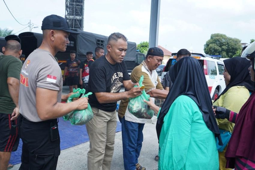 Semangat Kebersamaan Idul Adha 1447 H, Brimob Sumut Bagikan 2.000 Paket Daging Kurban ke Masyarakat