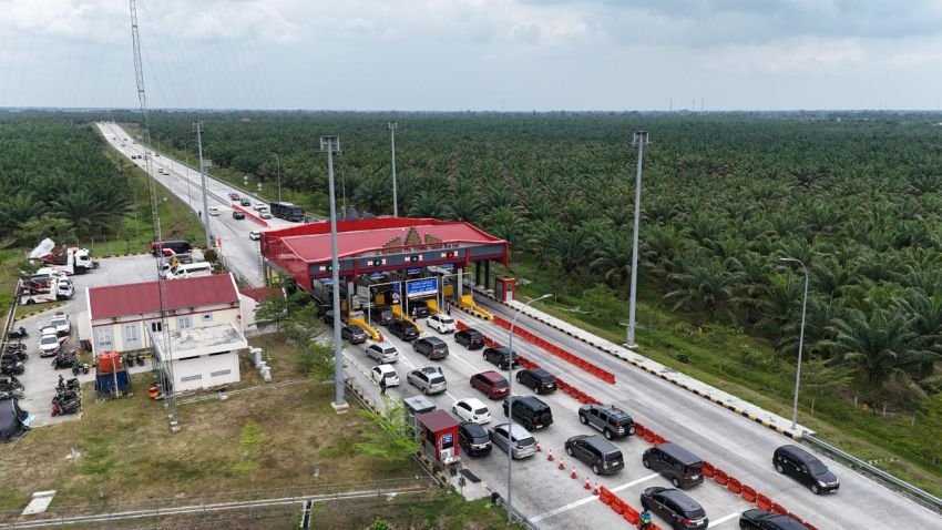 Trafik Tol Ketupat Naik 19,65 Persen, 127 Ribu Kendaraan Melintas Saat libur panjang
