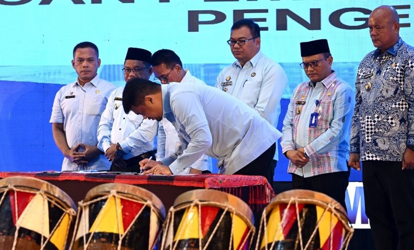 Gubernur Bobby Nasution Teken MoU Pengendalian Inflasi, Perkuat Sinergi Daerah Jaga Stabilitas Harga