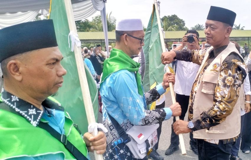 Pemkab Simalungun  Berangkatkan Jamaah Calhaj Menuju Tanah Suci