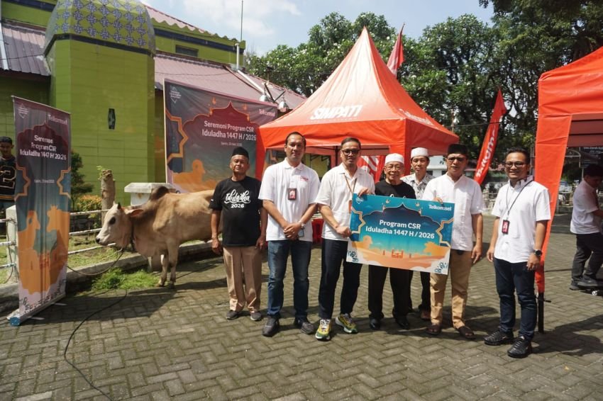 Telkomsel Salurkan Hewan Kurban Idul Adha 1447 H