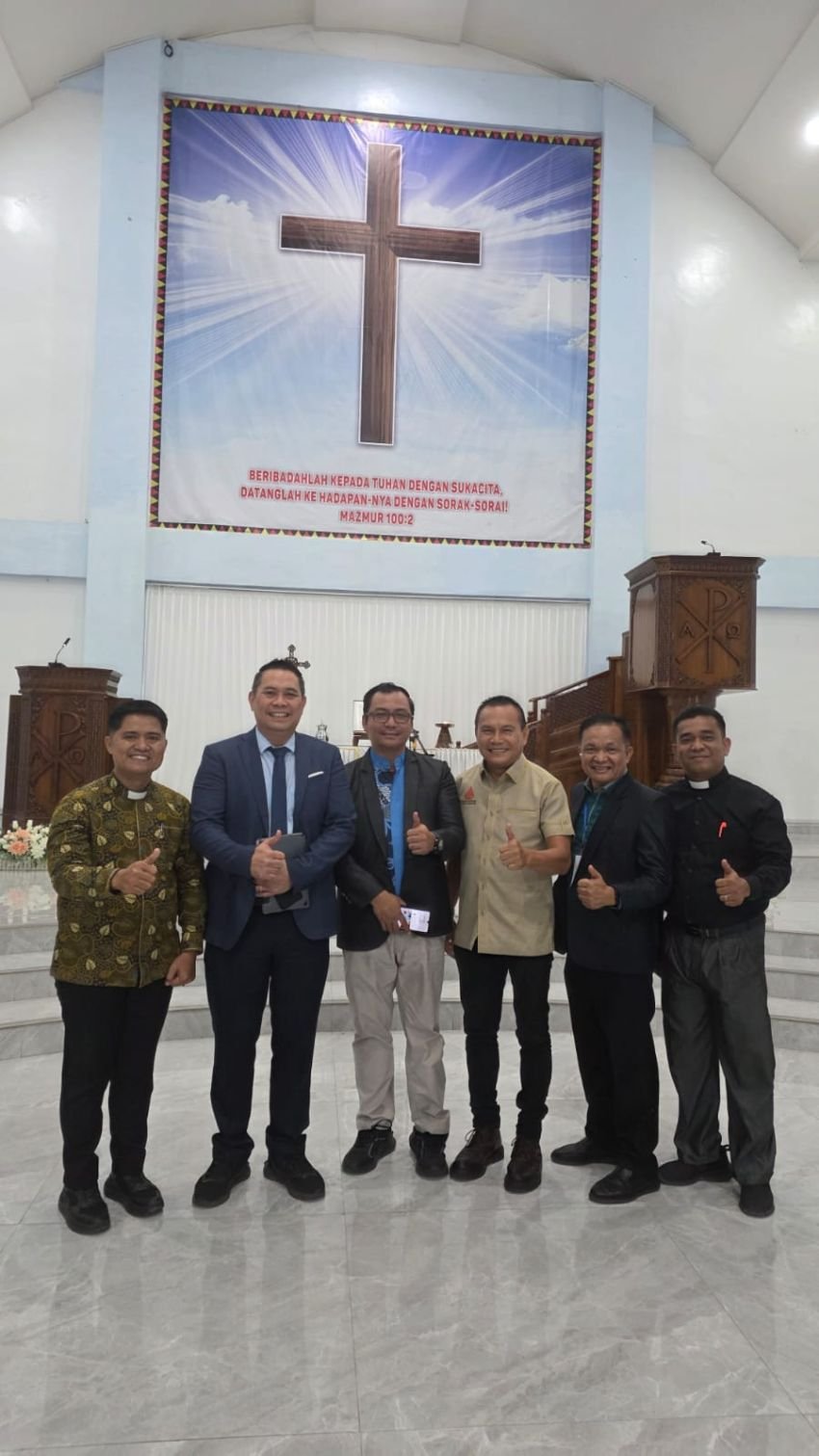 Pererat Kerukunan Beragama Lewat Konstituennya, Maruli Siahaan Hadiri  Perayaan Paskah  BKAG Kota Medan