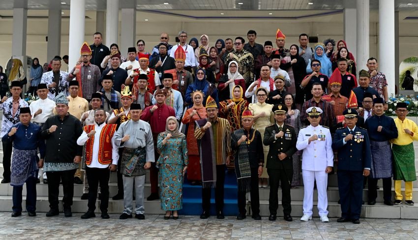 Hardiknas 2026, Bobby Nasution Minta Kenaikan Gaji Guru Tiap Tahun dan Penguatan Fasilitas Pendidikan