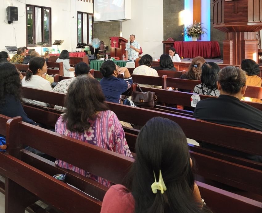 Seminar Keluarga HKBP Sei Agul Medan, Maruli Siahaan Ajak Orangtua Bangun Iman Anak dari Rumah