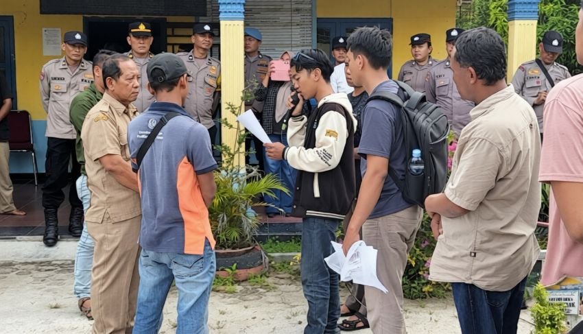 Unras Gembara dan Warga Lubuk Cuik Batu Bara Terkait BUMDes dan Aset Desa Nyaris Ricuh