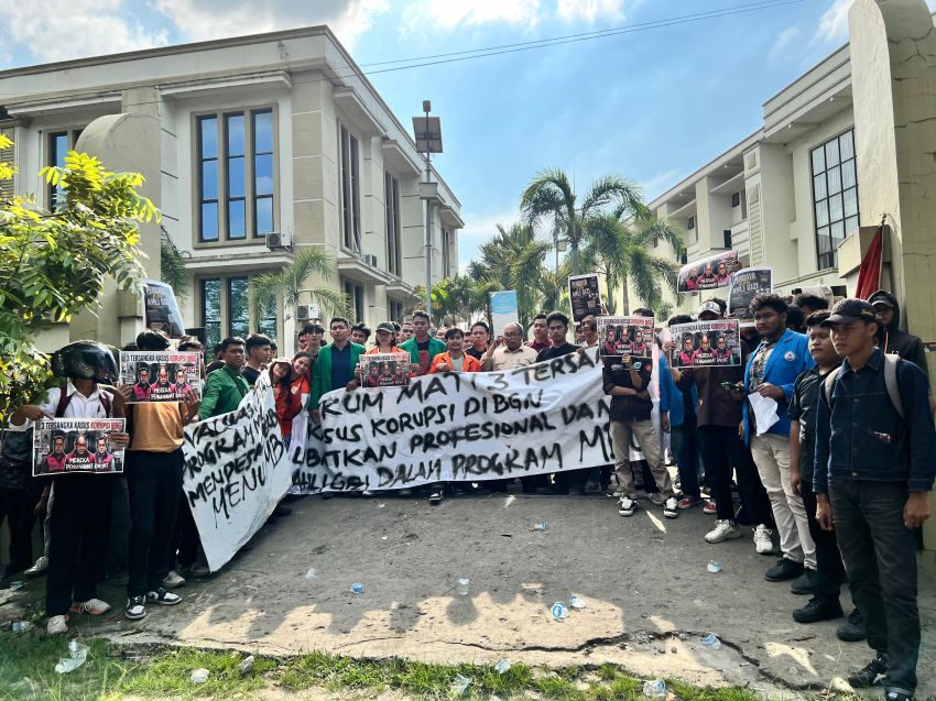 Mahasiswa dan Pemuda Sumut Bersatu Mendesak Program MBG Dievaluasi Total