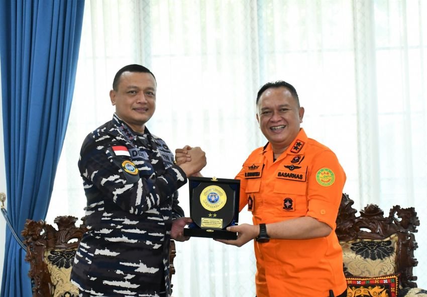 Bersatu Dalam Tugas Mulia, Kodaeral I Dan Basarnas Perkuat Jejaring Keselamatan Maritim