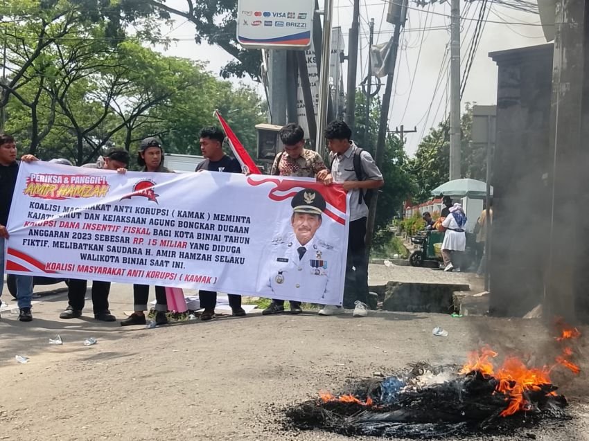 KAMAK Demo Kejatisu, Usut Dugaan Korupsi Dana Intensif Fiskal Rp.15 Milyar di Pemko Binjai