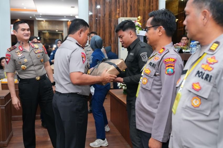 Diserahkan Langsung Kapolda Sumut, Brimob  Sumut Raih Penghargaan Admin Media Sosial Terbaik pada Rakernis Bidang Humas Polda Sumut 2026