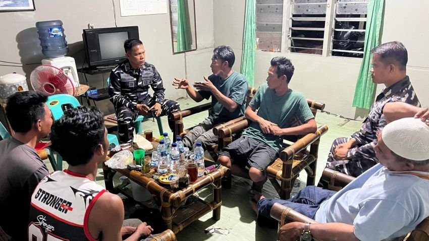 &lrm;Sempat Tertahan Di Perairan Thailand, Empat ABK KMN Teratai G6 Akhirnya Pulang Selamat Ke Pangkalan Brandan