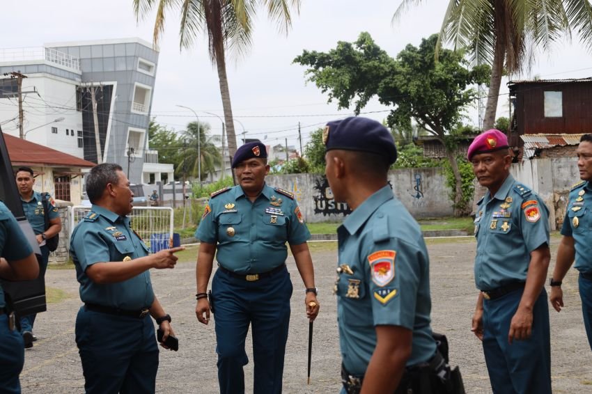 Irjenal Tinjau Kinerja Kodaeral I di Gedung Jos Sudarso Belawan