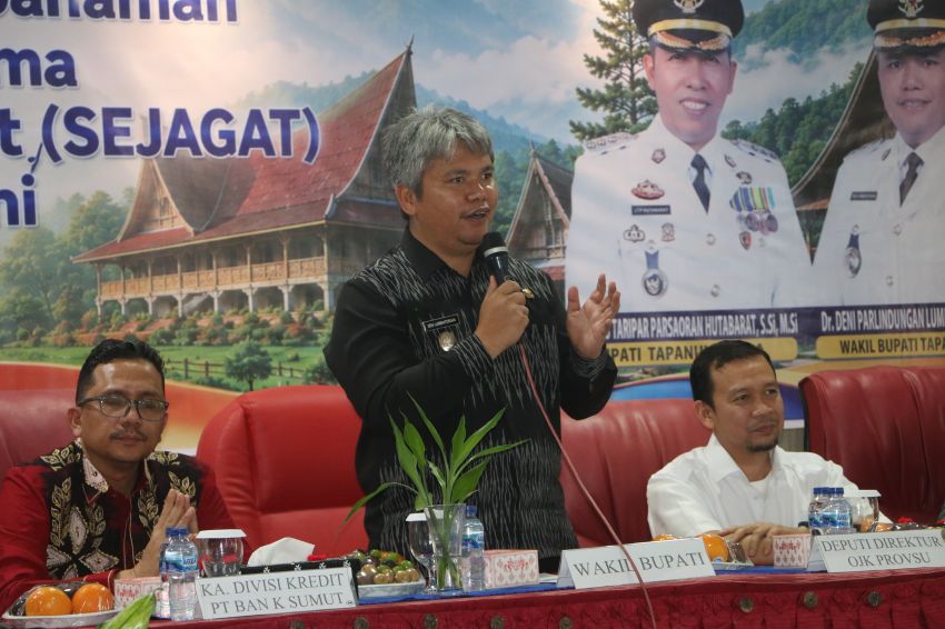 Kolaborasi Dengan OJK Sumut, Pemkab Taput MoU Pengembangan Jagung Sejagat
