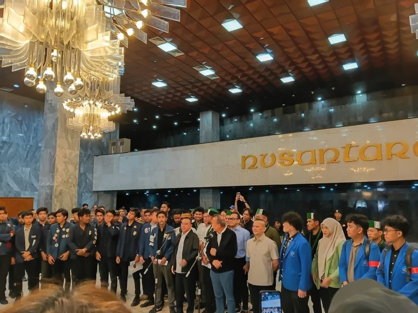 Pimpinan DPR RI Terima Aksi Mahasiswa
