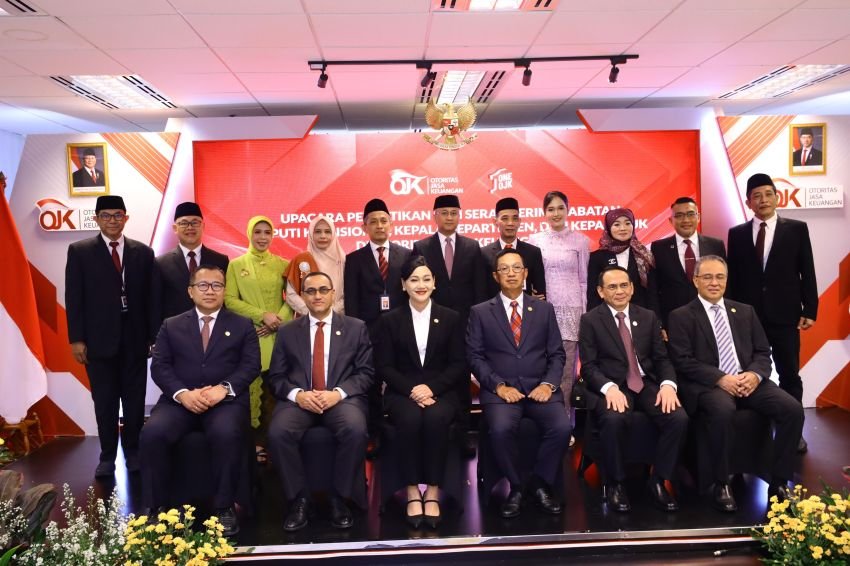 Perkuat Kinerja Organisasi, OJK Lantik Pejabat Baru