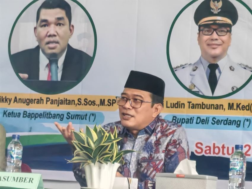 Serap Aspirasi Masyarakat di Kampus ATDS, Penrad Siagian Dorong Pengembangan Energi Surya di Sumut