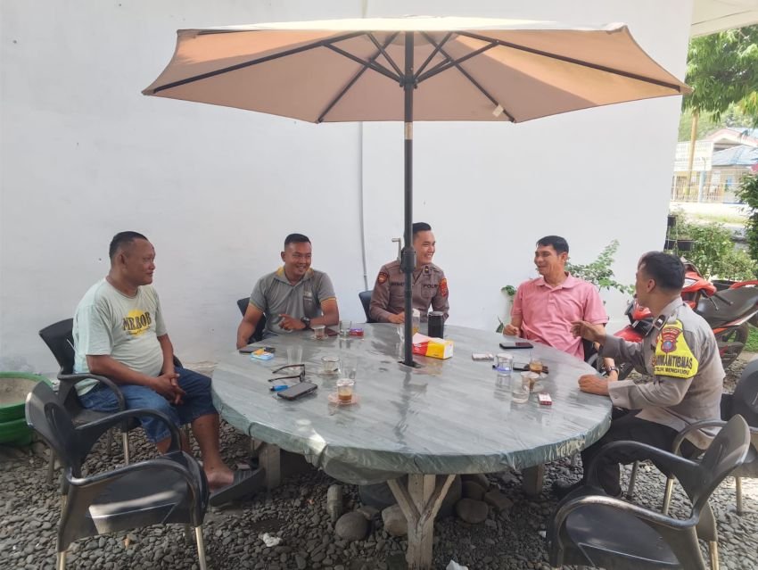 Tiga Bhabinkamtibmas Polres Sergai Diapresiasi, Aktif Dengarkan Aspirasi Warga dan Perkuat Kamtibmas Teluk Mengkudu