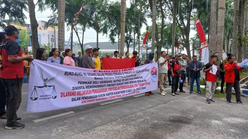 Pedagang Ruko Delimas Lubuk Pakam Unjuk Rasa Tolak Pengosongan Ruko, Kuasa Hukum Mardi Sijabat: Hormati Proses Hukum