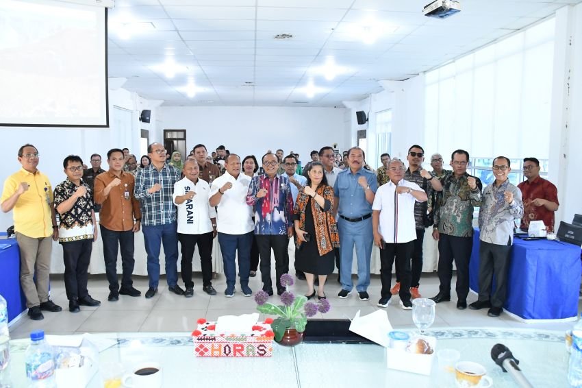 Wabup Samosir Terima Kunjungan Kerja DPRD Sumut, Dorong Sinergi Percepat Infrastruktur, Pariwisata, Pertanian, Kesehatan dan Kesejahteraan Masyarakat