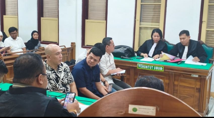 Eks Kadis dan Sekretaris Diskop UKM Perindag Medan Dituntut Penjara dalam Kasus Korupsi MFF