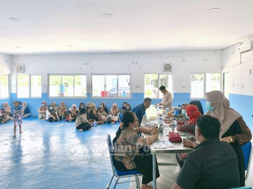45 Relawan SPPG Uneka Jalani Pemeriksaan Kesehatan